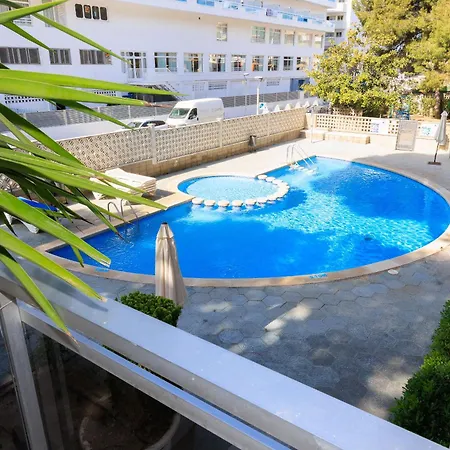 Apartament Uhc Montblanc